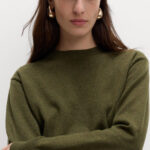 Air-Yarn Crew Neck Jumper