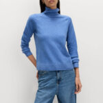 Air-Yarn Roll Neck Jumper
