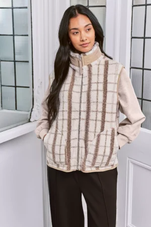 Chelsea Peers Borg Fleece Plaid Reversible Gilet, Off White/Brown
