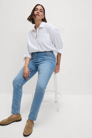 Lily Slim Fit Jeans